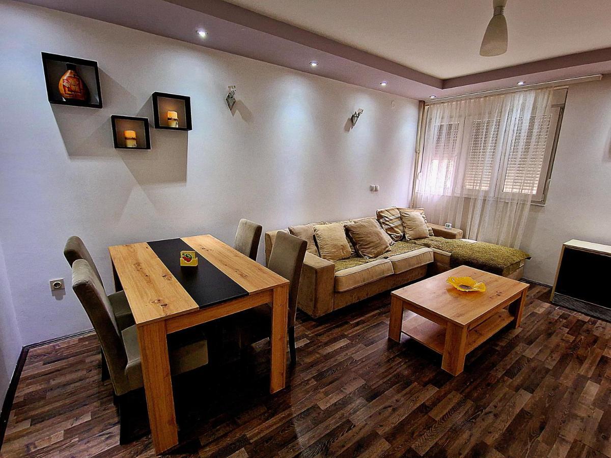 T&A Apartman Paraćin Kültér fotó